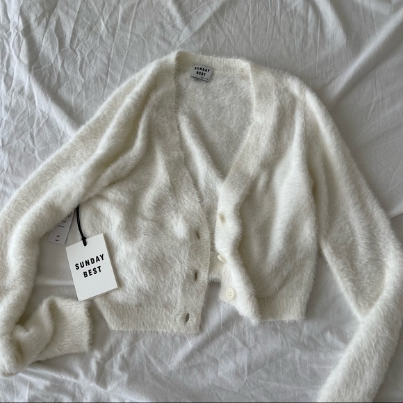 Aritzia Sweaters - Aritzia Sunday Best Sweater
